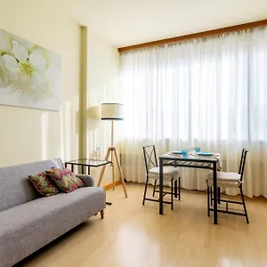 Holi-rent Martin , Siviglia Spagna